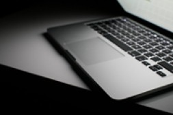 【补货通知】搬瓦工VPS全线补货:46美元/年 2核1G内存 最高2.5Gbps带宽 最便宜的美国CN2 稳定可靠